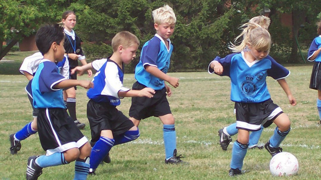 What is Recreational Soccer? And Why Should You And Your Kids Play it ...