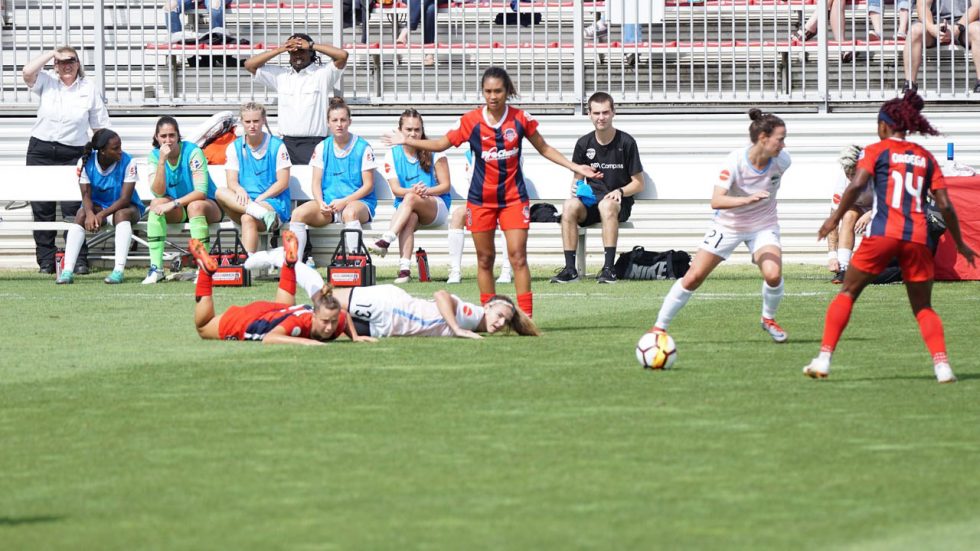 Why Don’t They Stop the Clock in Soccer? Authority Soccer